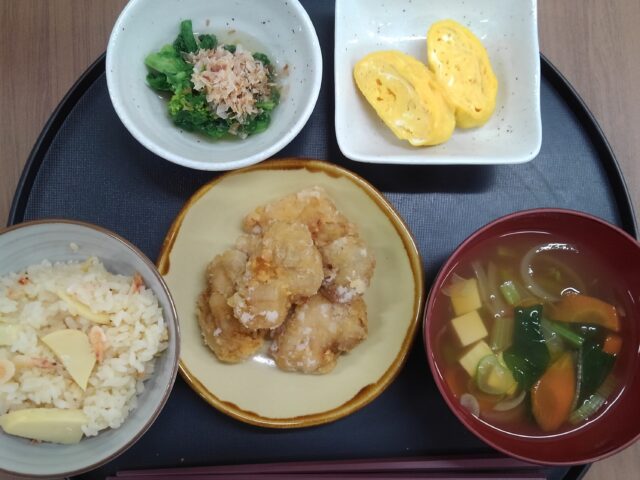 デイサービスのお昼ごはん