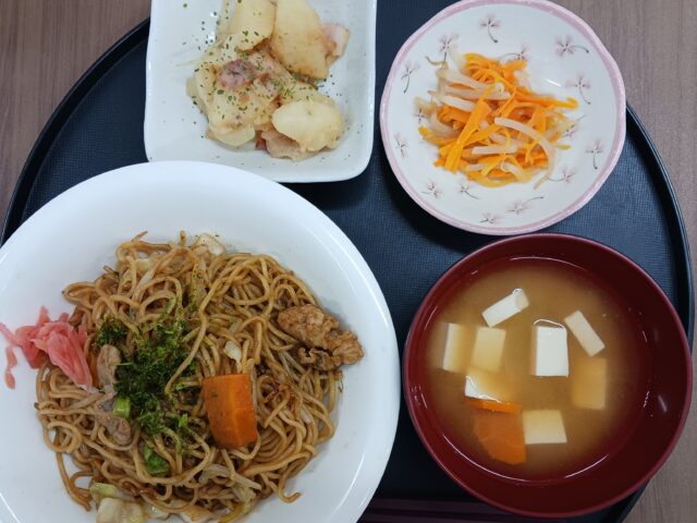 デイサービスのお昼ごはん