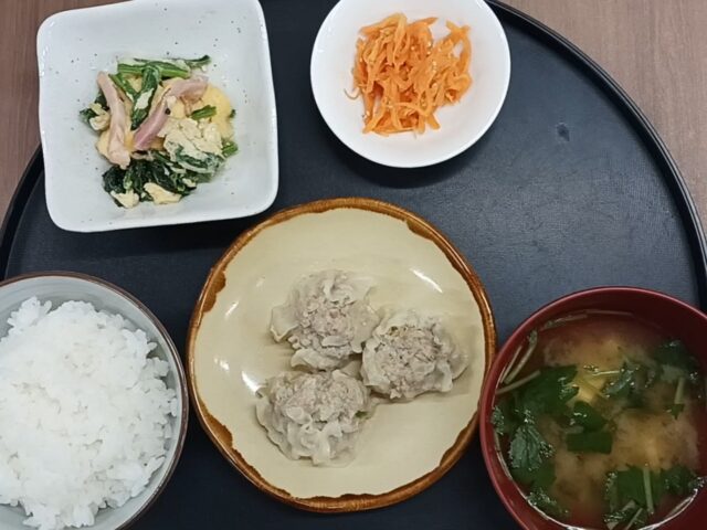 デイサービスのお昼ごはん