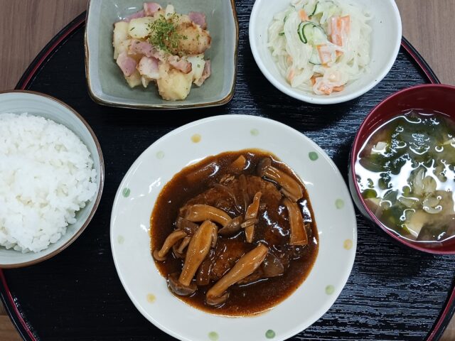 デイサービスのお昼ごはん